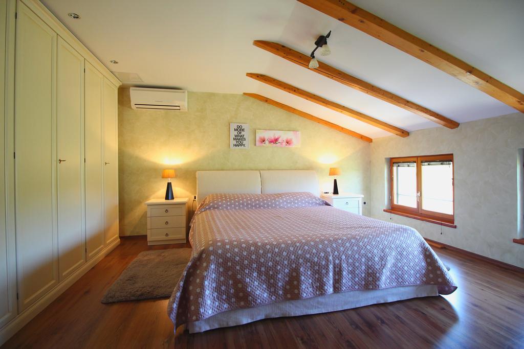 Holiday home Valmoneda *